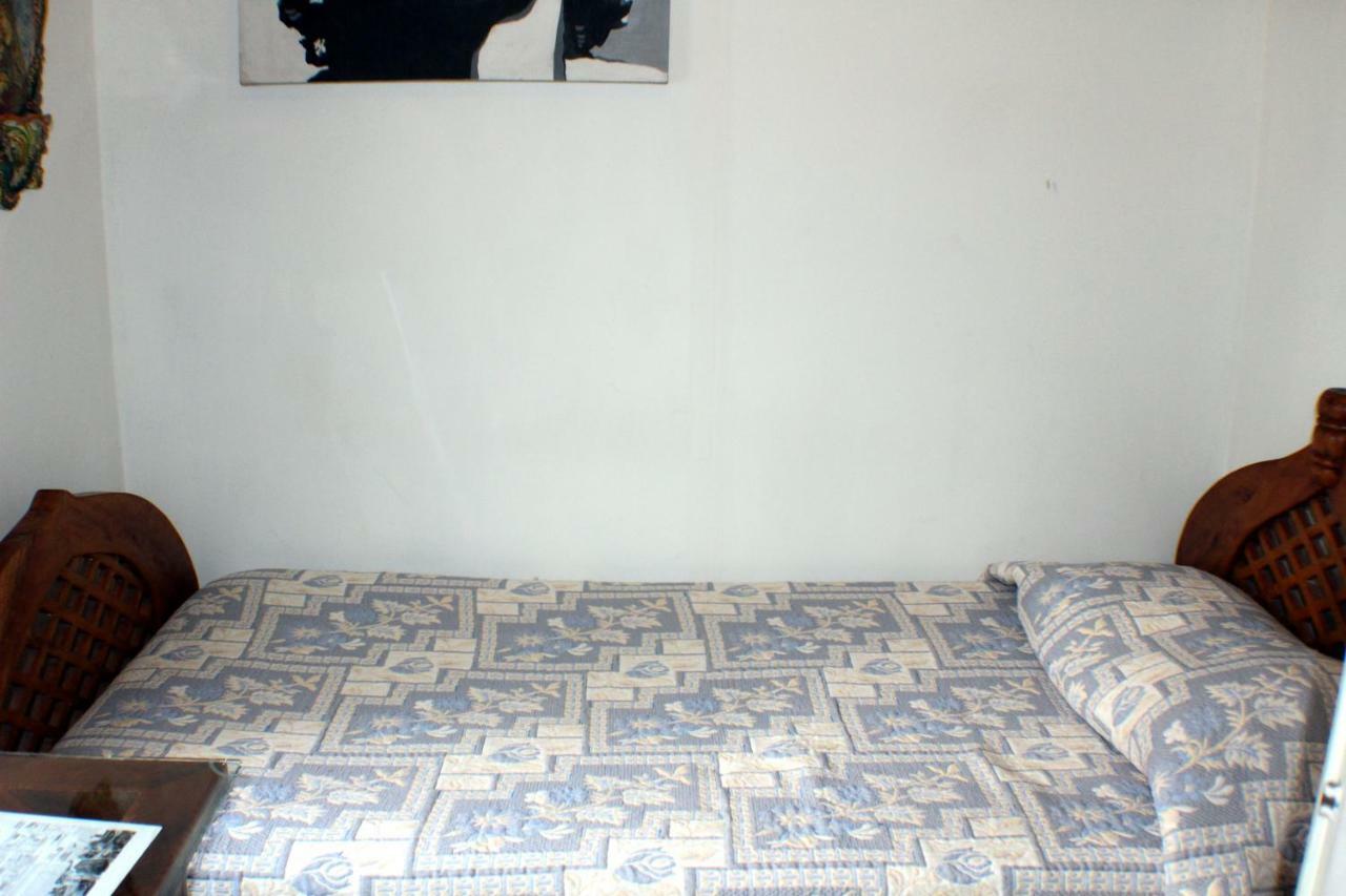 B&B Lili Salernes Extérieur photo